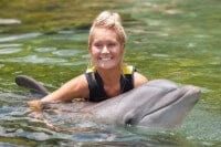 Survivor Winner Natalie White with Dexter at Discovery Cove in Orlando