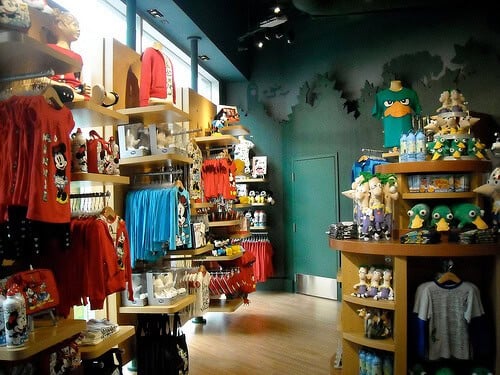 Online clothing stores. Clothing stores near times square