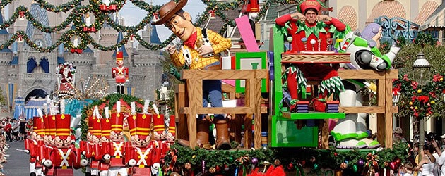 Sign up for tickets to 2010 Disney Parks Christmas Day Parade taping at the Magic Kingdom on Dec. 3 and 4 Sign up for tickets to 2010 Disney Parks Christmas Day Parade taping at the Magic Kingdom on Dec. 3 and 4