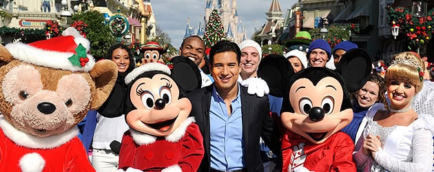 Bieber, Aguilera, Hudson and more celebs star in 2011 Disney Parks Christmas Day Parade TV special at Disney World, Disneyland Bieber, Aguilera, Hudson and more celebs star in 2011 Disney Parks Christmas Day Parade TV special at Disney World, Disneyland
