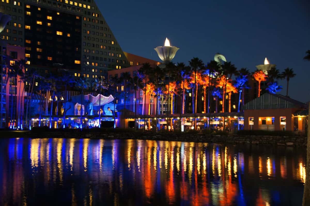 Swan and Dolphin Food and Wine Classic 2014 delights on first night