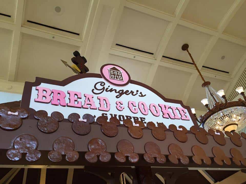 PHOTOS: Delightful Christmas displays at Walt Disney World Resorts