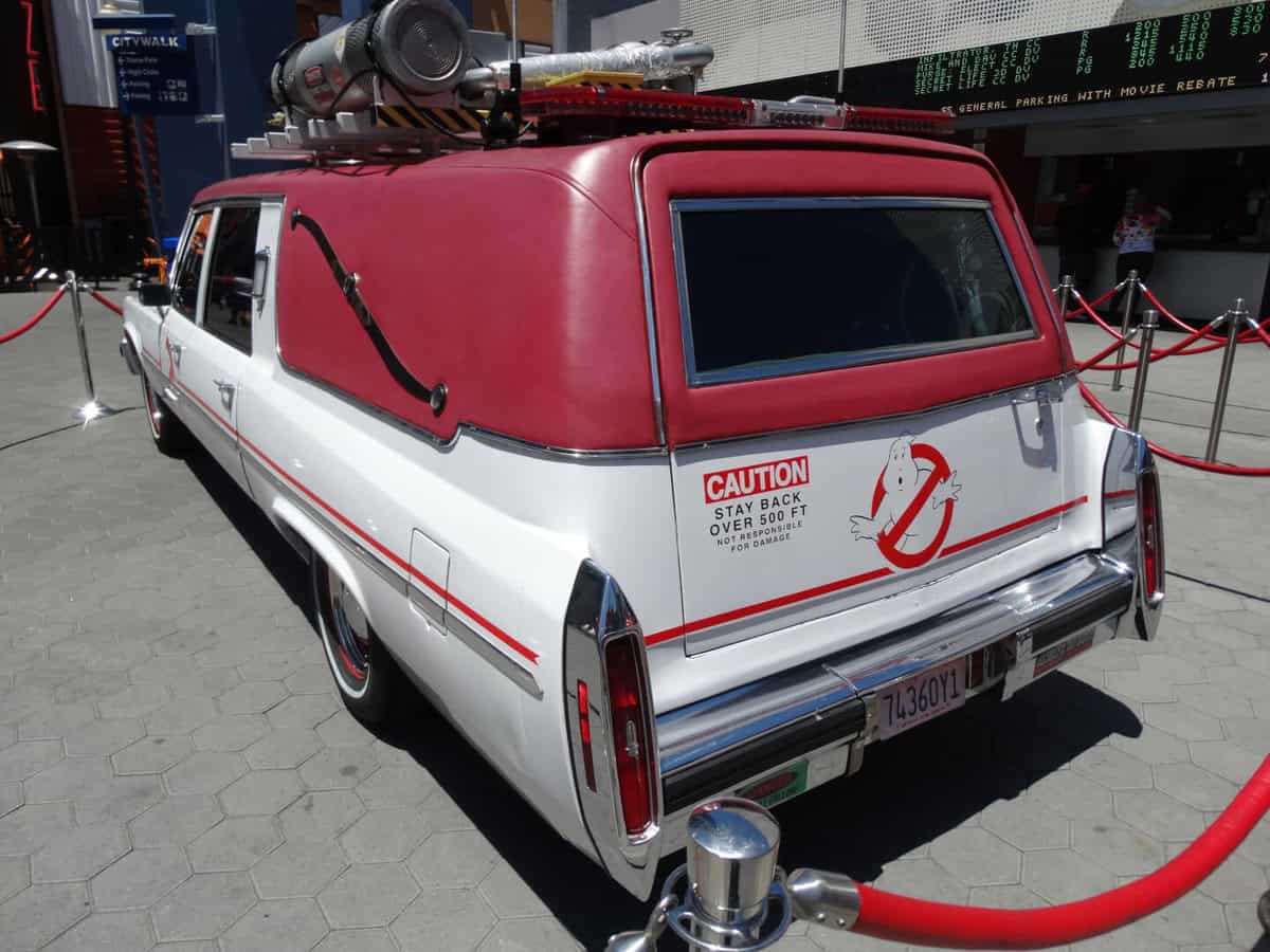 VIDEO New Ghostbusters ECTO1 parked outside AMC CityWalk at Universal