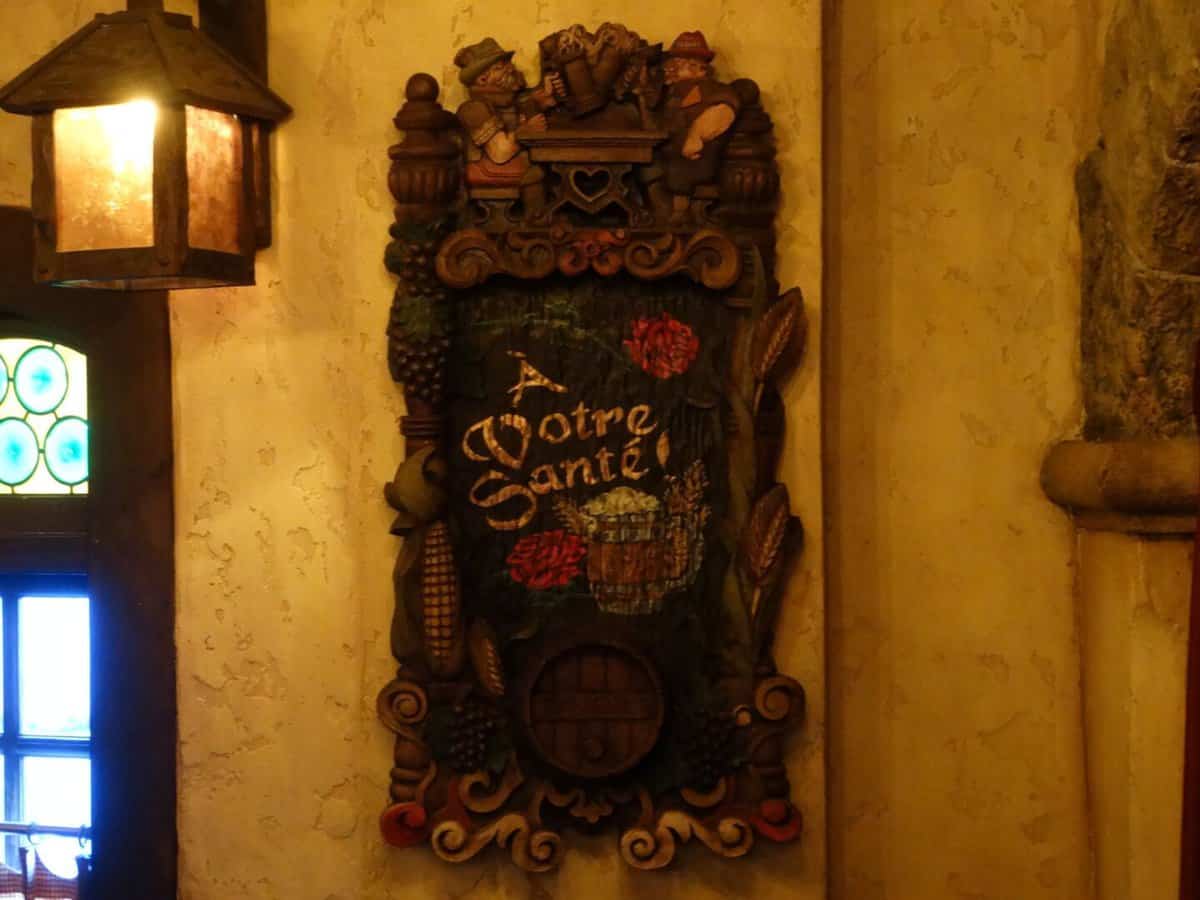 Disneyland debuts "Beauty and the Beast" themed Red Rose Taverne restaurant Inside the Magic