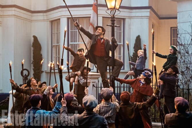 First Look & Details Revealed for 'Mary Poppins Returns' First Look & Details Revealed for 'Mary Poppins Returns'