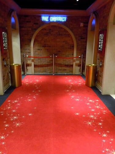 The Disctrict themed elevator area - Disney Dream