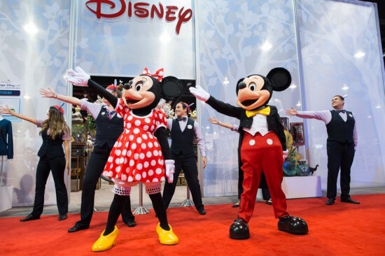 MINNIE MOUSE, MICKEY MOUSE