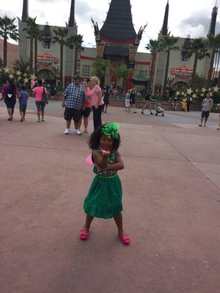 12071647_10153026614870981_616722130_n