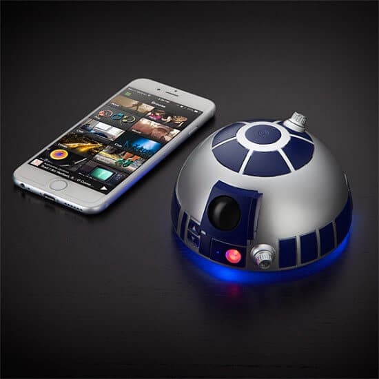 ilro_r2d2_bluetooth_speaker_inuse