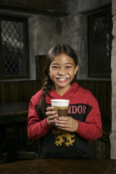 hot-butterbeer-at-wwohp-ush-2